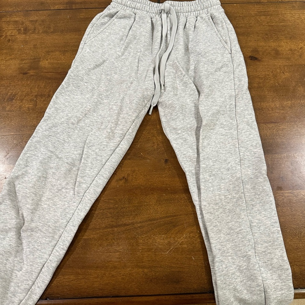 Fabletics Light Gray Sweat Pants